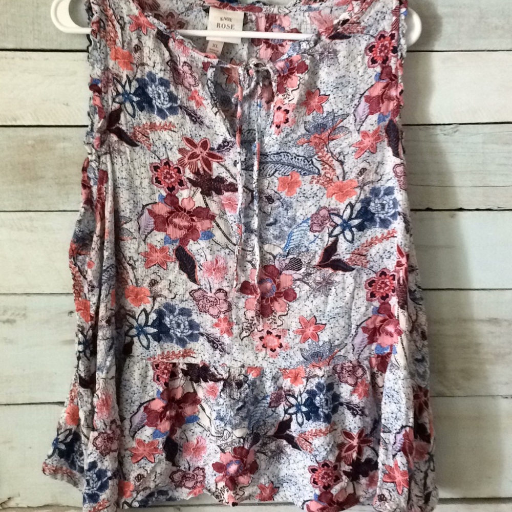 Sleeveless top